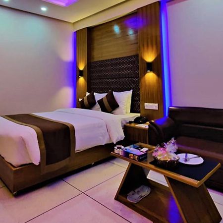 Asia Pacific Hotel Dhaka Bagian luar foto