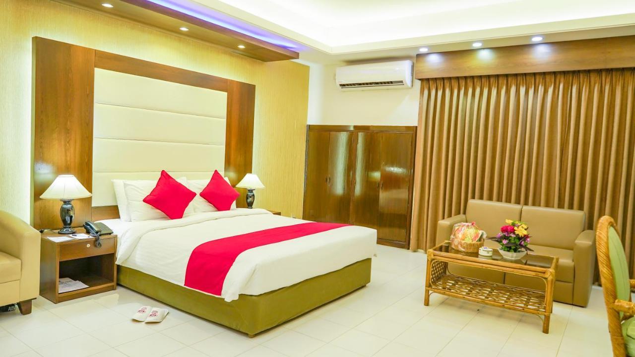 Asia Pacific Hotel Dhaka Bagian luar foto