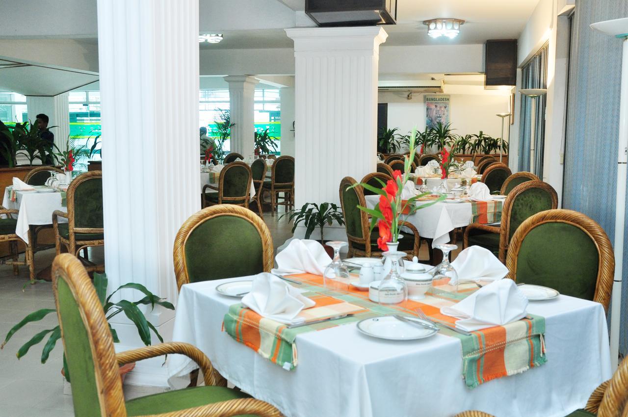 Asia Pacific Hotel Dhaka Bagian luar foto