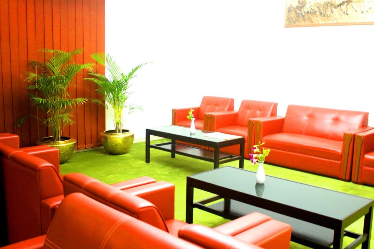 Asia Pacific Hotel Dhaka Bagian luar foto